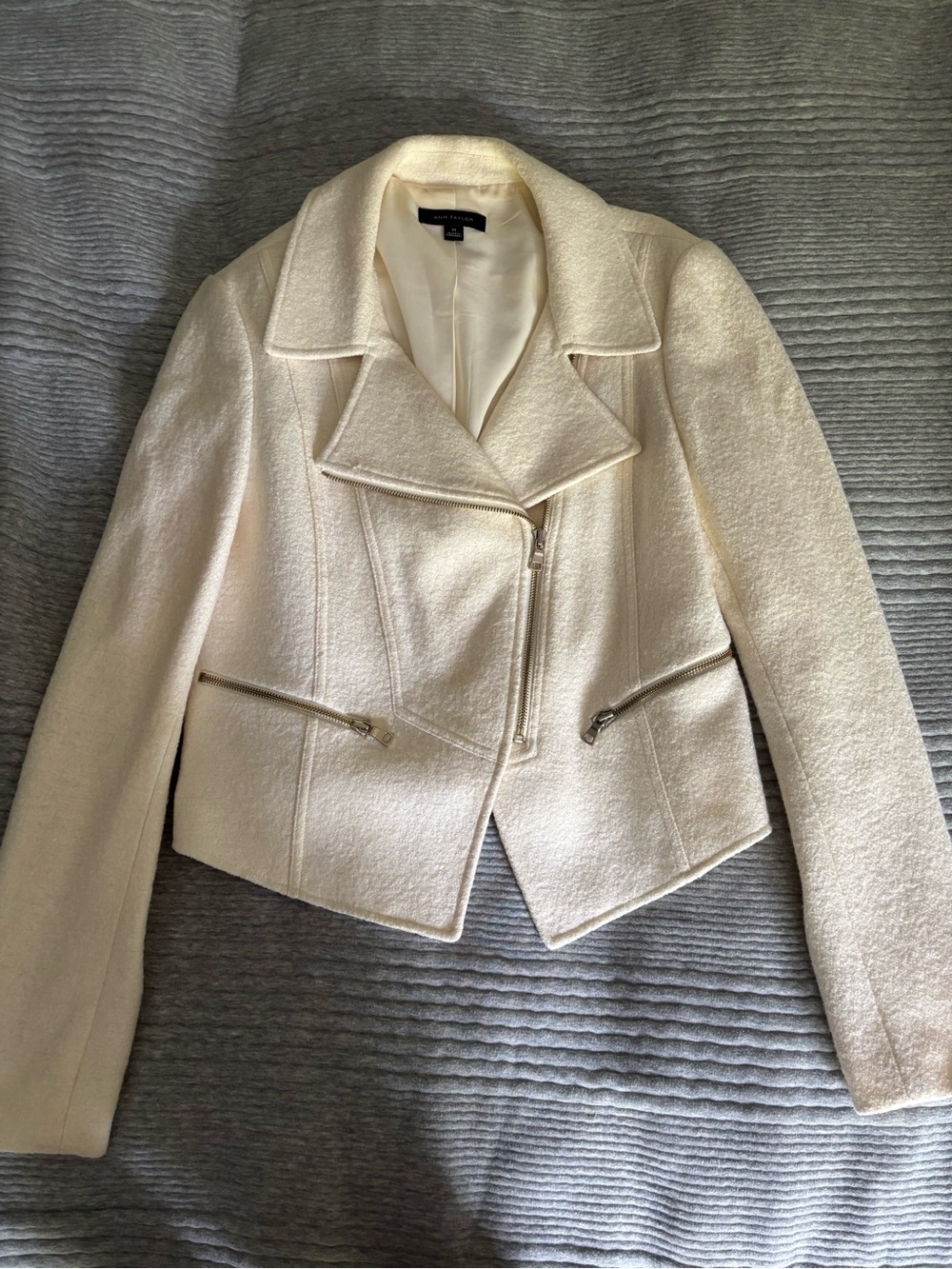 Ann Taylor Cream Asymmetric Zip Blazer